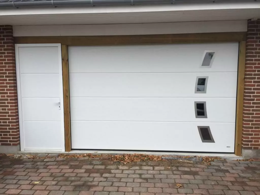 premium 50 9016 hvid m specialdesignede vinduer og sidedoer 003