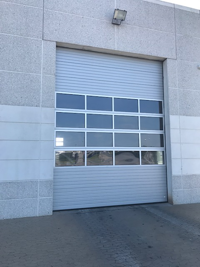 TLP m. full view ral 9006